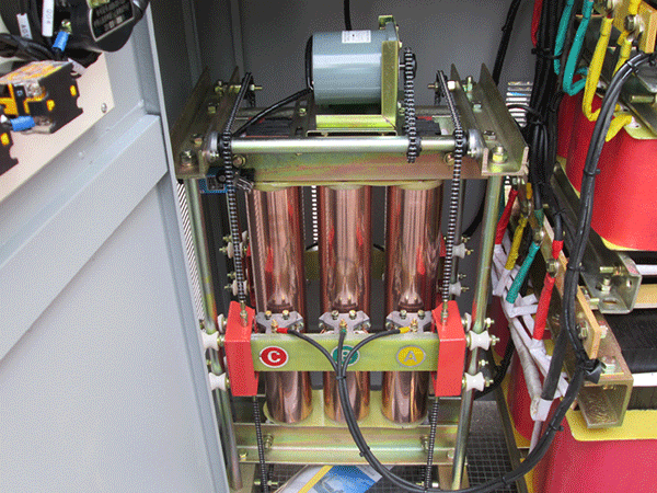 為什么三相電動機(jī)缺相運(yùn)行時會被燒毀,如何預(yù)防——西安泰富西瑪電機(jī)(西安西瑪電機(jī)集團(tuán)股份有限公司)官方網(wǎng)站 為什么三相電動機(jī)缺相運(yùn)行時會被燒毀,如何預(yù)防——西安泰富西瑪電機(jī)(西安西瑪電機(jī)集團(tuán)股份有限公司)官方網(wǎng)站